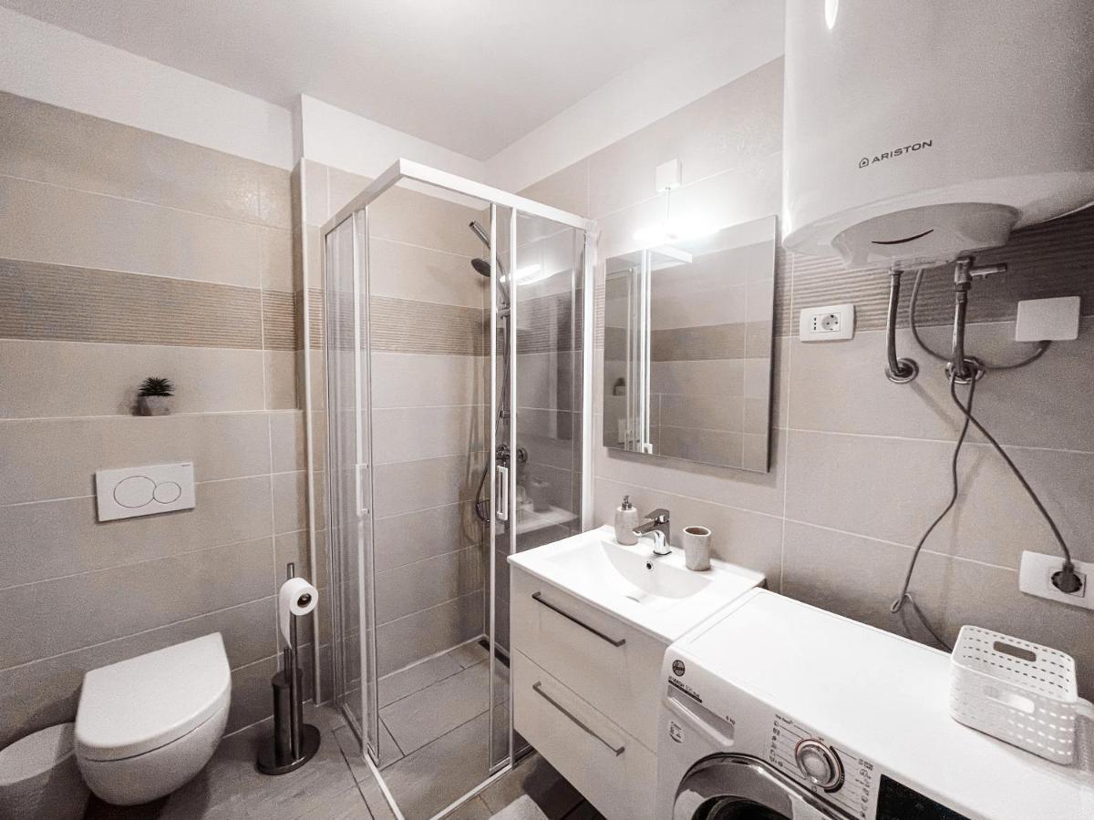 Riad Apartments Zgornje Skofije Εξωτερικό φωτογραφία